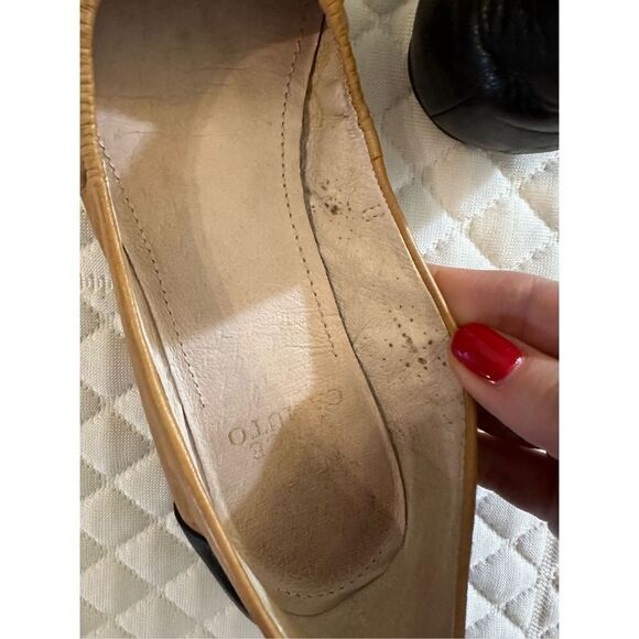 Vince Camuto Color Block Colored Tan Black Flats 6.5 - Picture 3 of 10